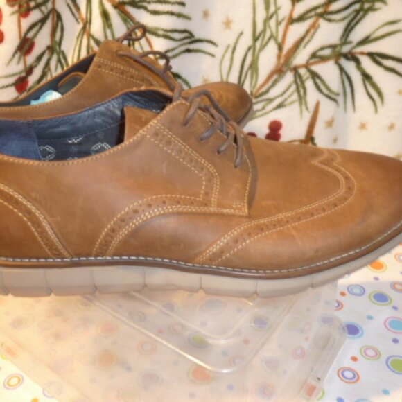 Johnston & Muprhy  Men\'s business casual shoes size  9 M